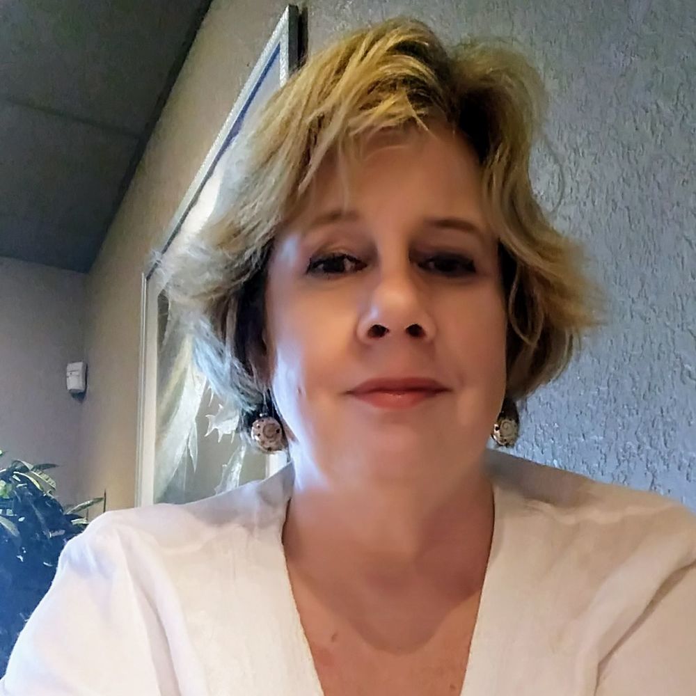 Meet your Posher, Constance